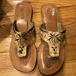 NIB Skechers Moroccan thong. Beige. Size: 11